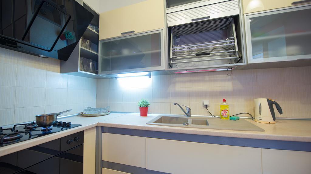 Lviv Euro Hostel Экстерьер фото